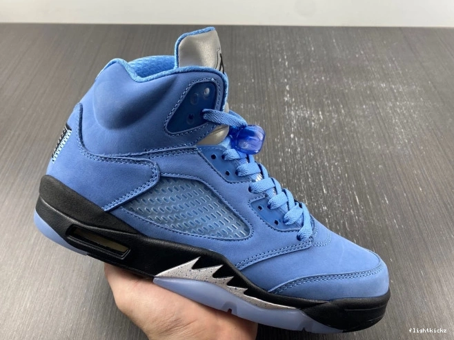 UNC 5 Air Jordan DV1310-401 0902